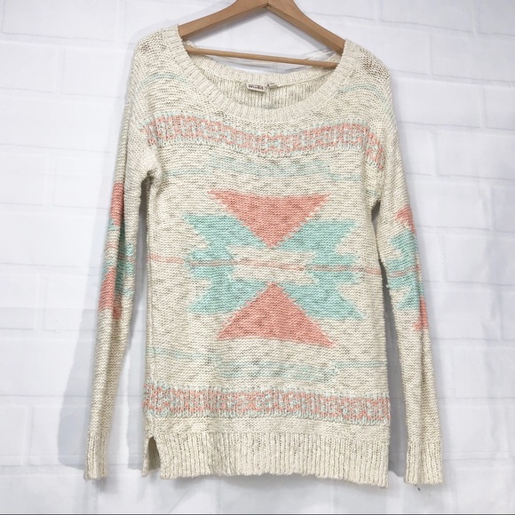 Mudd Sweaters - NWT- Mudd-Cream Knit Aztec Scoop Sweater SM